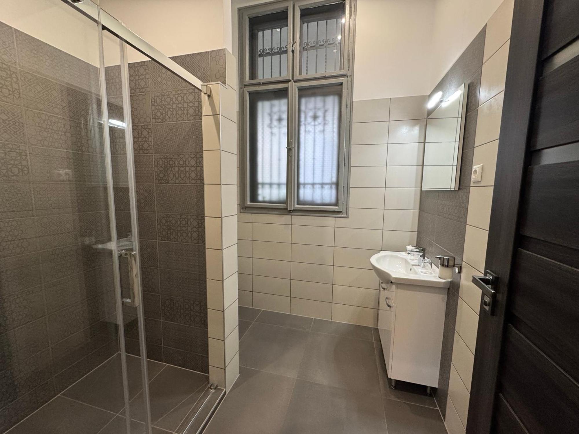 Center Rooms Μίσκολτς Εξωτερικό φωτογραφία